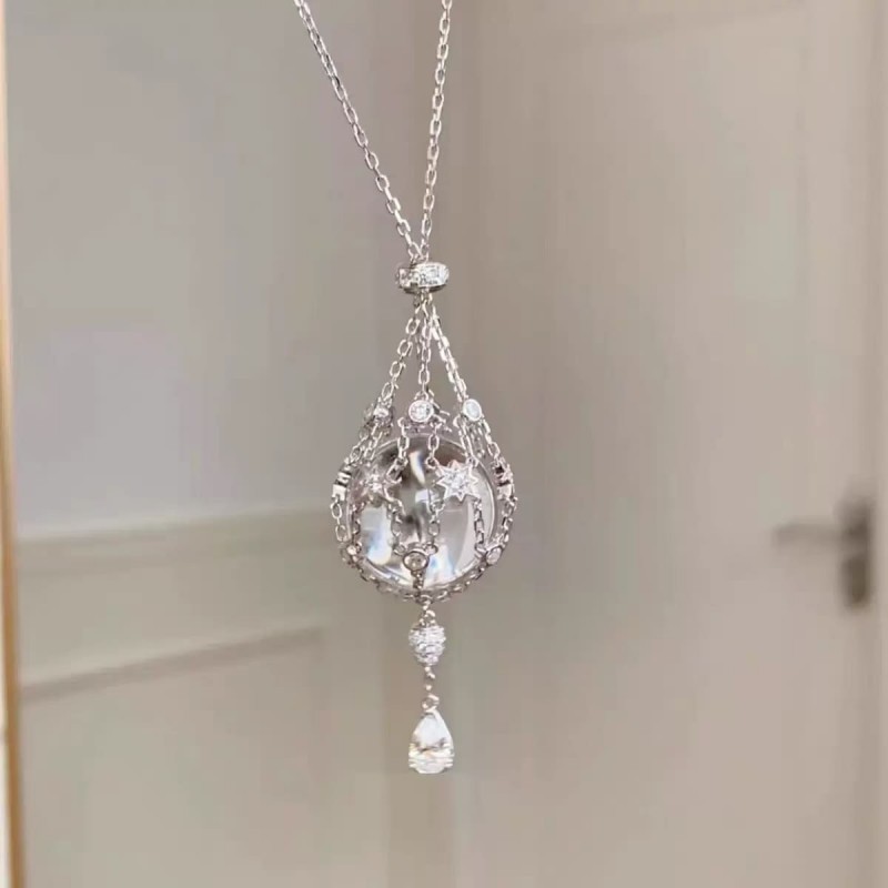 AUREVIA · Crystal Dreamcatcher Necklace